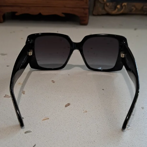 NWT CHANEL Black And Gold Sunglasses - Picture 5 of 12